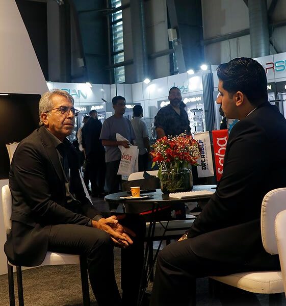 6427